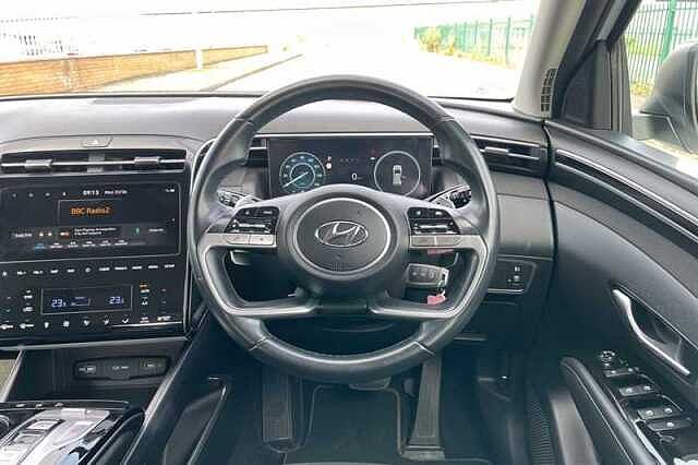 Hyundai TUCSON 1.6 h T-GDi SE Connect SUV 5dr Petrol Hybrid Auto Euro 6 (s/s) (230 ps) White