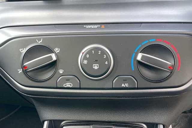 Hyundai I20 1.0 T-GDi Advance Hatchback 5dr Petrol DCT Euro 6 (s/s) (100 ps) Grey