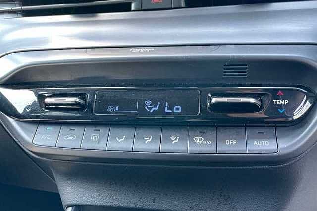 Hyundai BAYON 1.0 T-GDi MHEV Premium SUV 5dr Petrol Hybrid DCT Euro 6 (s/s) (100 ps)