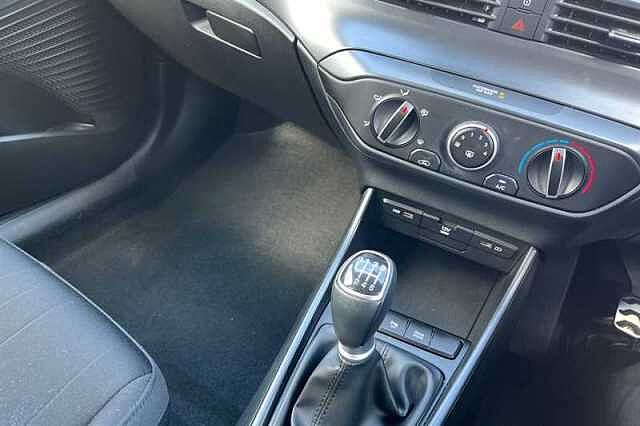 Hyundai BAYON 1.0 T-GDi MHEV SE Connect SUV 5dr Petrol Hybrid Manual Euro 6 (s/s) (100 ps)