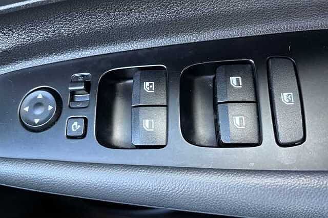 Hyundai BAYON 1.0 T-GDi MHEV SE Connect SUV 5dr Petrol Hybrid Manual Euro 6 (s/s) (100 ps)