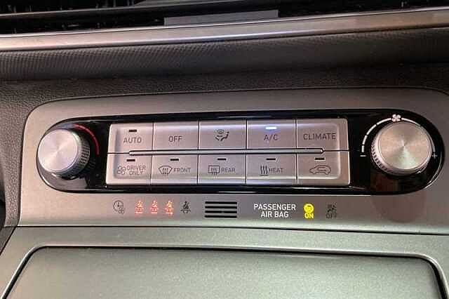 Hyundai KONA 64kWh Premium SUV 5dr Electric Auto (10.5kW Charger) (204 ps)