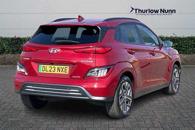 Hyundai KONA 64kWh Premium SUV 5dr Electric Auto (10.5kW Charger) (204 ps)