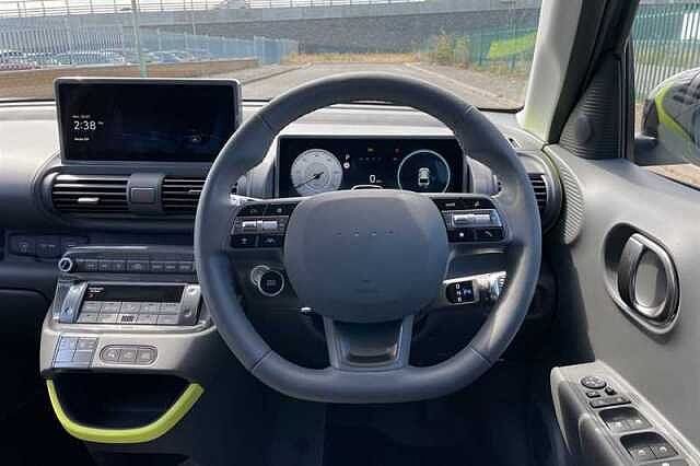 Hyundai INSTER Long Range 49kWh Cross SUV 5dr Electric Auto (115 ps)