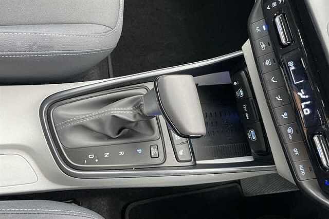 Hyundai BAYON 1.0 T-GDi Tech Line SUV 5dr Petrol DCT Euro 6 (s/s) (90 ps)