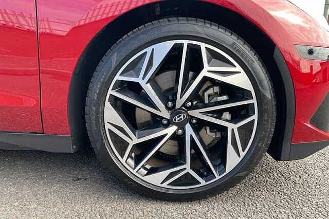 Hyundai IONIQ 6 77.4kWh Ultimate Saloon 4dr Electric Auto (228 ps)