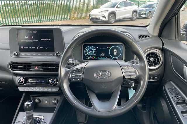 Hyundai KONA 1.6 h-GDi SE Connect SUV 5dr Petrol Hybrid DCT Euro 6 (s/s) (141 ps) ABYSS BLACK