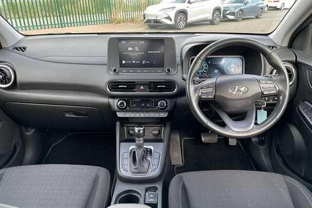 Hyundai KONA 1.6 h-GDi SE Connect SUV 5dr Petrol Hybrid DCT Euro 6 (s/s) (141 ps) ABYSS BLACK
