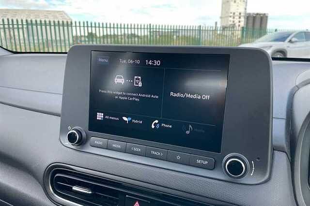 Hyundai KONA 1.6 h-GDi SE Connect SUV 5dr Petrol Hybrid DCT Euro 6 (s/s) (141 ps) ABYSS BLACK