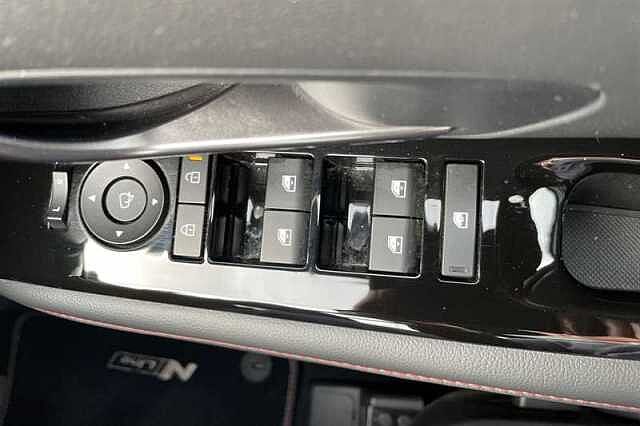 Hyundai TUCSON 1.6 T-GDi MHEV N Line S SUV 5dr Petrol Hybrid DCT 4WD Euro 6 (s/s) (160 ps) Grey