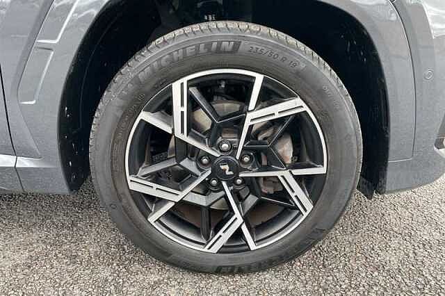 Hyundai TUCSON 1.6 T-GDi MHEV N Line S SUV 5dr Petrol Hybrid DCT 4WD Euro 6 (s/s) (160 ps) Grey