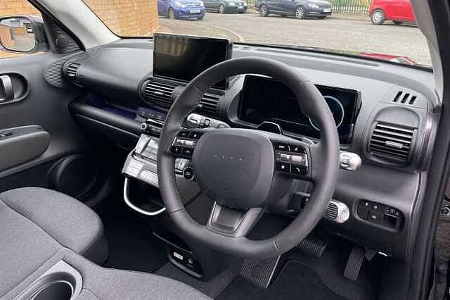 Hyundai INSTER Long Range 49kWh 02 SUV 5dr Electric Auto (115 ps) Abyss Black