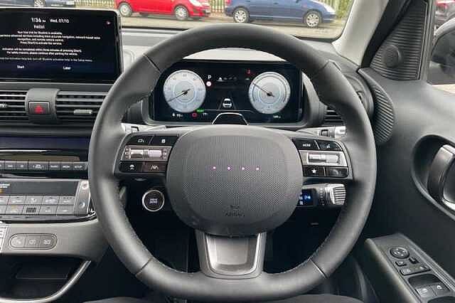 Hyundai INSTER Long Range 49kWh 02 SUV 5dr Electric Auto (115 ps) Abyss Black