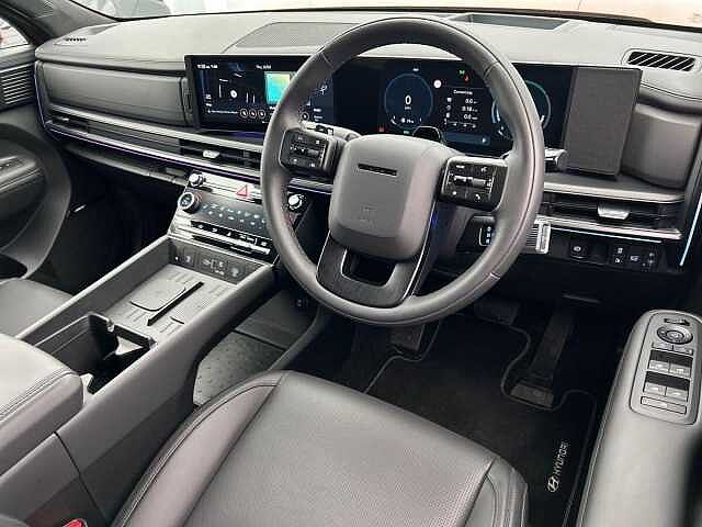 Hyundai SANTA FE 1.6 T-GDi 13.8kWh Calligraphy SUV 5dr Petrol Plug-in Hybrid Auto 4WD Euro 6 (s/s