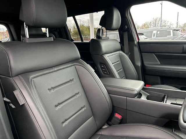 Hyundai SANTA FE 1.6 T-GDi 13.8kWh Calligraphy SUV 5dr Petrol Plug-in Hybrid Auto 4WD Euro 6 (s/s