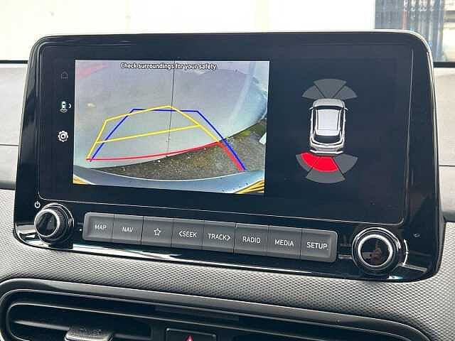 Hyundai KONA 1.6 h-GDi Ultimate SUV 5dr Petrol Hybrid DCT Euro 6 (s/s) (141 ps)