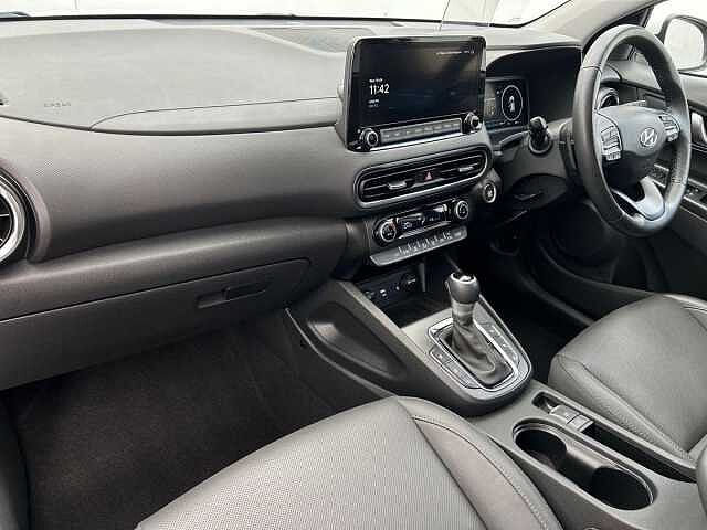 Hyundai KONA 1.6 h-GDi Ultimate SUV 5dr Petrol Hybrid DCT Euro 6 (s/s) (141 ps)