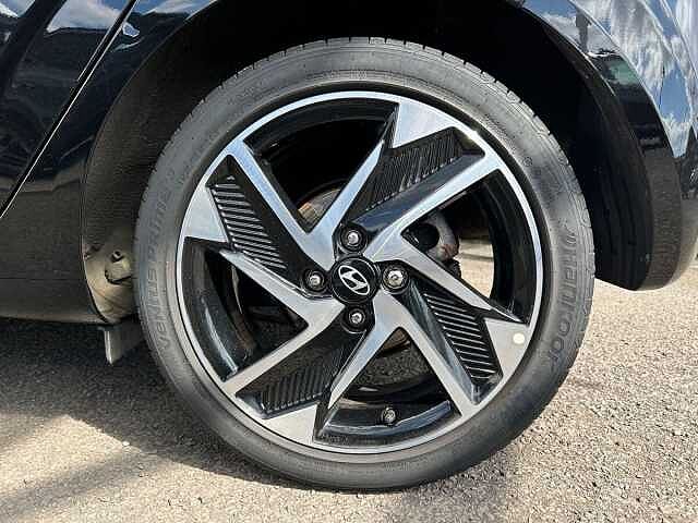 Hyundai I10 1.0 Premium Hatchback 5dr Petrol Manual Euro 6 (s/s) (67 ps)