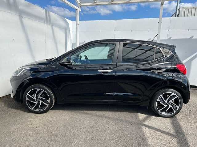 Hyundai I10 1.0 Premium Hatchback 5dr Petrol Manual Euro 6 (s/s) (67 ps)