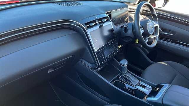 Hyundai TUCSON 1.6 150hp MHEV SE Connect DCT