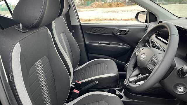 Hyundai I10 1.0 [63] Advance 5dr Auto [Nav] Phantom Black