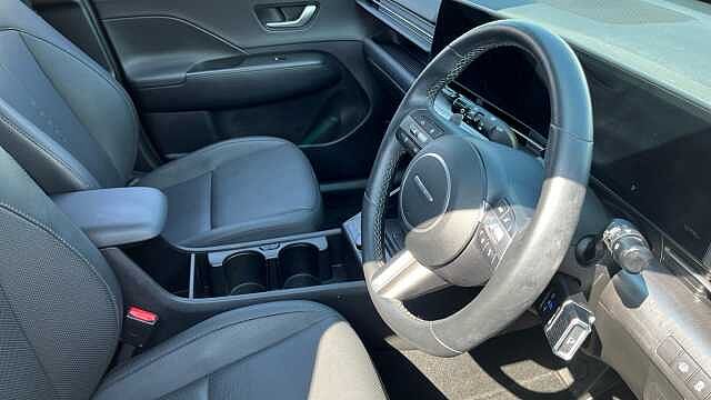 Hyundai KONA 1.6 Hybrid 129 Ultimate 5dr DCT Abyss Black