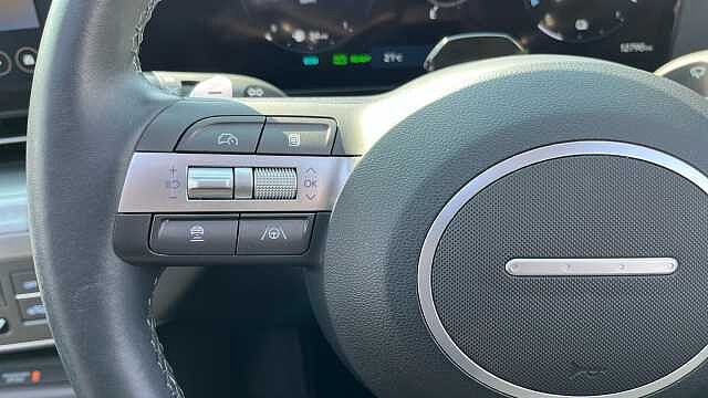 Hyundai KONA 1.6 Hybrid 129 Ultimate 5dr DCT Abyss Black