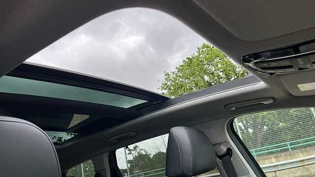 Hyundai SANTA FE 1.6 TGDi Plug-in Hybrid Ultimate 5dr 4WD Auto Rain Forest