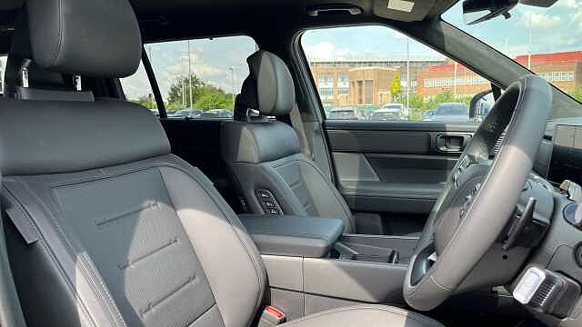 Hyundai SANTA FE 1.6 TGDi Hybrid Calligraphy 5dr 4WD Auto