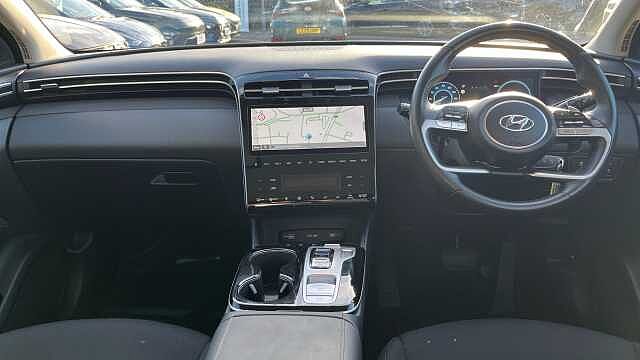 Hyundai TUCSON 1.6 TGDi Hybrid 230 SE Connect 5dr 2WD Auto White