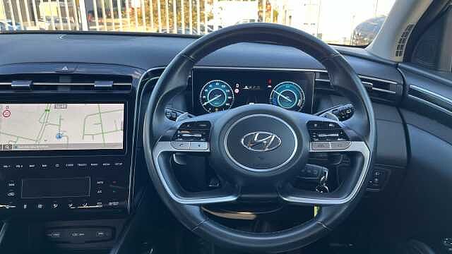 Hyundai TUCSON 1.6 TGDi Hybrid 230 SE Connect 5dr 2WD Auto White