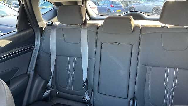 Hyundai TUCSON 1.6 TGDi Hybrid 230 SE Connect 5dr 2WD Auto White