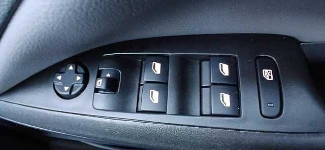 Vauxhall Crossland X 1.2 Turbo Elite Nav SUV 5dr Petrol Auto Euro 6 (s/s) (130 ps)