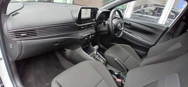 Hyundai BAYON 1.0 T-GDi Black Line DCT Euro 6 (s/s) 5dr White