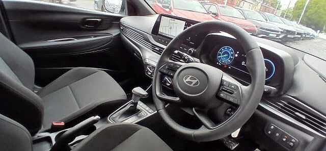Hyundai BAYON 1.0 T-GDi Black Line DCT Euro 6 (s/s) 5dr White