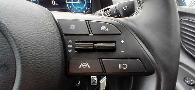 Hyundai BAYON 1.0 T-GDi Black Line DCT Euro 6 (s/s) 5dr White