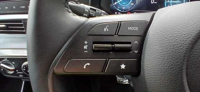 Hyundai BAYON 1.0 T-GDi Black Line DCT Euro 6 (s/s) 5dr White