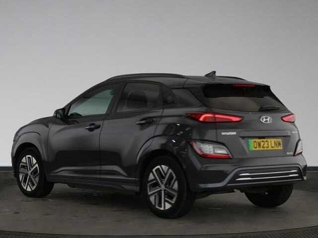 Hyundai KONA 39kWh Premium Auto 5dr (10.5kW Charger)