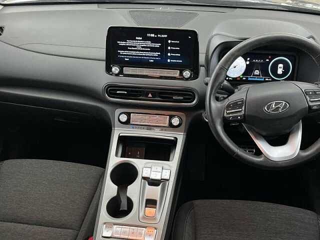 Hyundai KONA 39kWh Premium Auto 5dr (10.5kW Charger)
