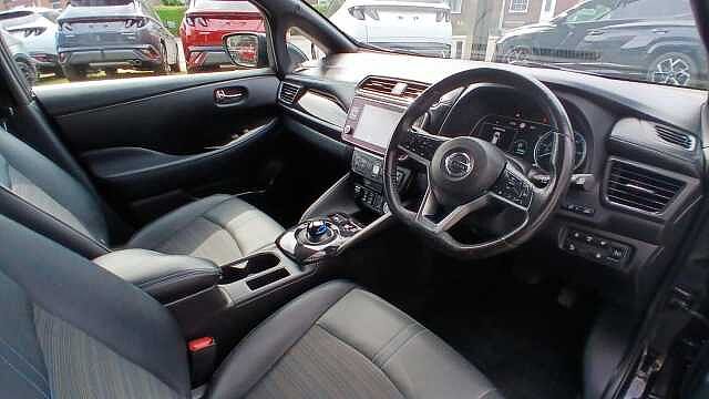 Nissan Leaf 40kWh 10 Auto 5dr