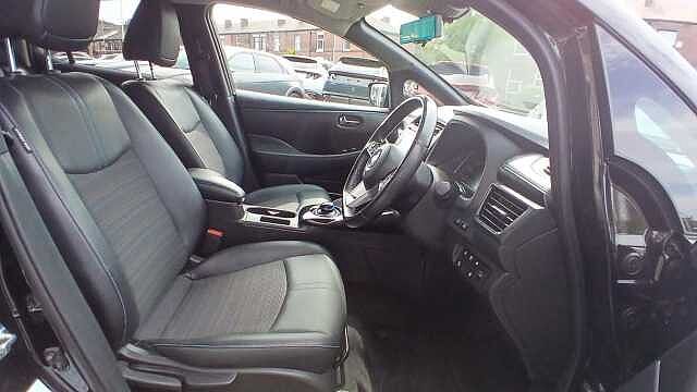 Nissan Leaf 40kWh 10 Auto 5dr