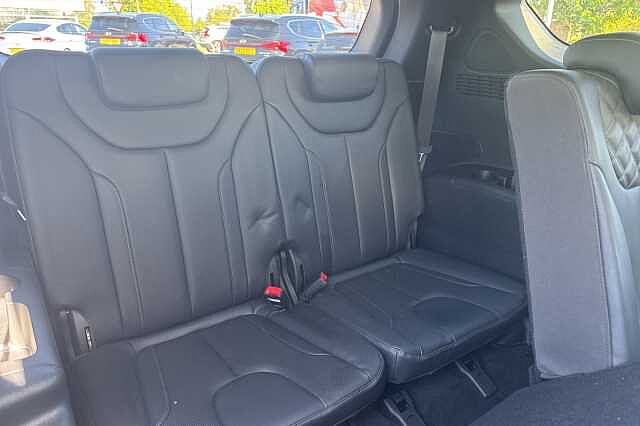 Hyundai SANTA FE 1.6 TGDi Hybrid Premium 5dr 4WD Auto Black