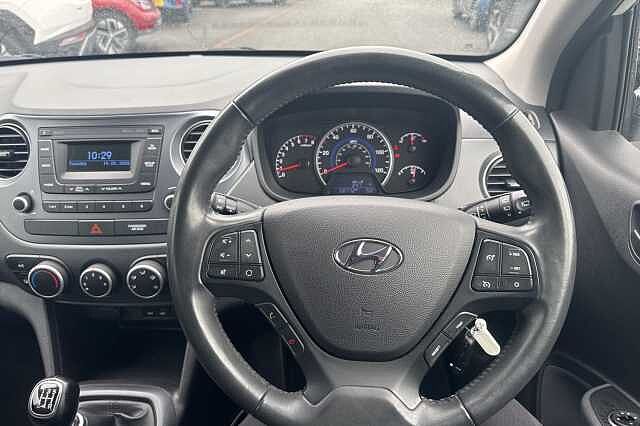 Hyundai I10 1.2 SE 5dr White