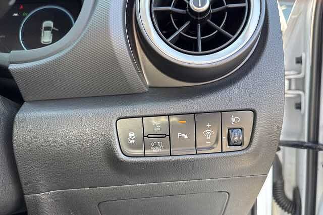 Hyundai KONA 1.6 GDi Hybrid Ultimate 5dr DCT