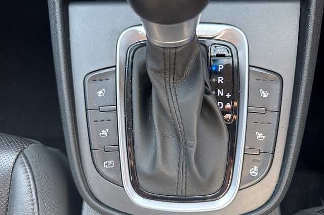 Hyundai KONA 1.6 GDi Hybrid Ultimate 5dr DCT