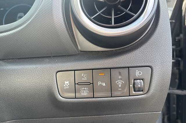 Hyundai KONA 1.6 GDi Hybrid Ultimate 5dr DCT