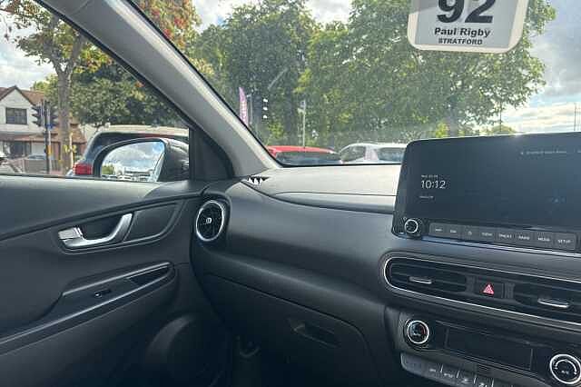 Hyundai KONA 1.6 GDi Hybrid Ultimate 5dr DCT
