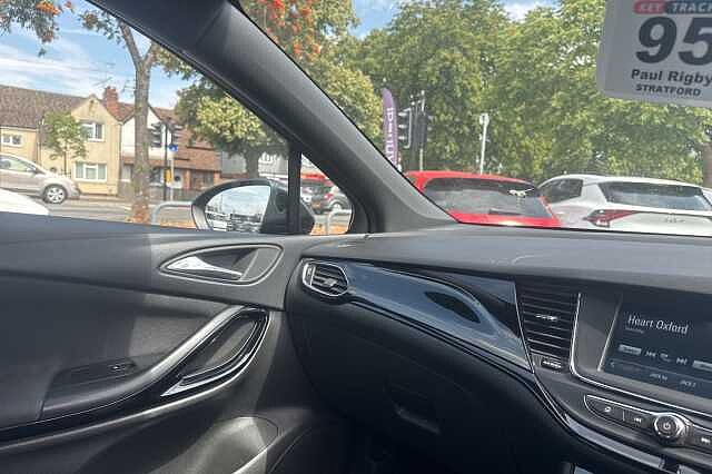 Vauxhall Astra 1.4T 16V 150 SRi Vx-line Nav 5dr