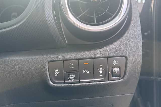 Hyundai KONA 1.6 GDi Hybrid Ultimate 5dr DCT