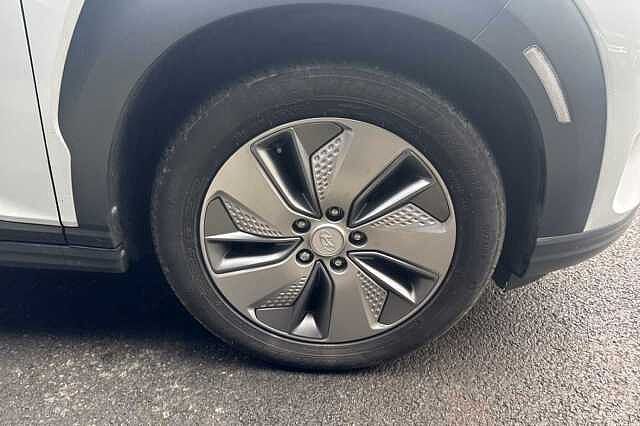 Hyundai KONA 150kW Premium 64kWh 5dr Auto